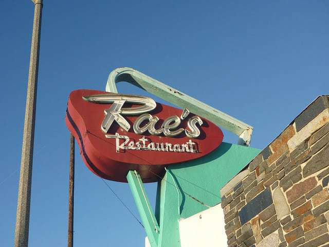 Rae’s Restaurant Santa Monica – Picture Perfect – Retro Roadmap